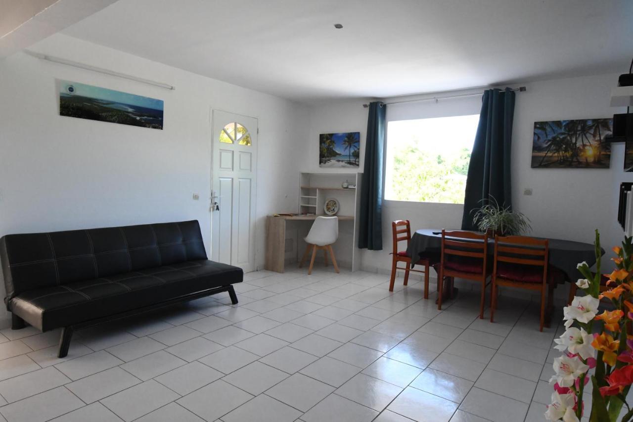 Villa Chez Tatie-Clo Devient Gray Coconut Cake Le Moule Esterno foto