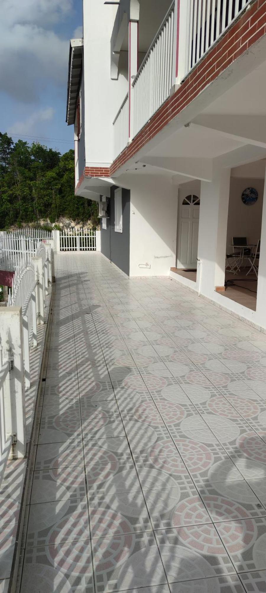 Villa Chez Tatie-Clo Devient Gray Coconut Cake Le Moule Camera foto